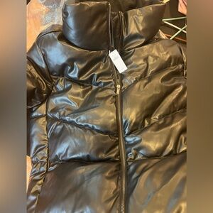 New gap short puffer coat